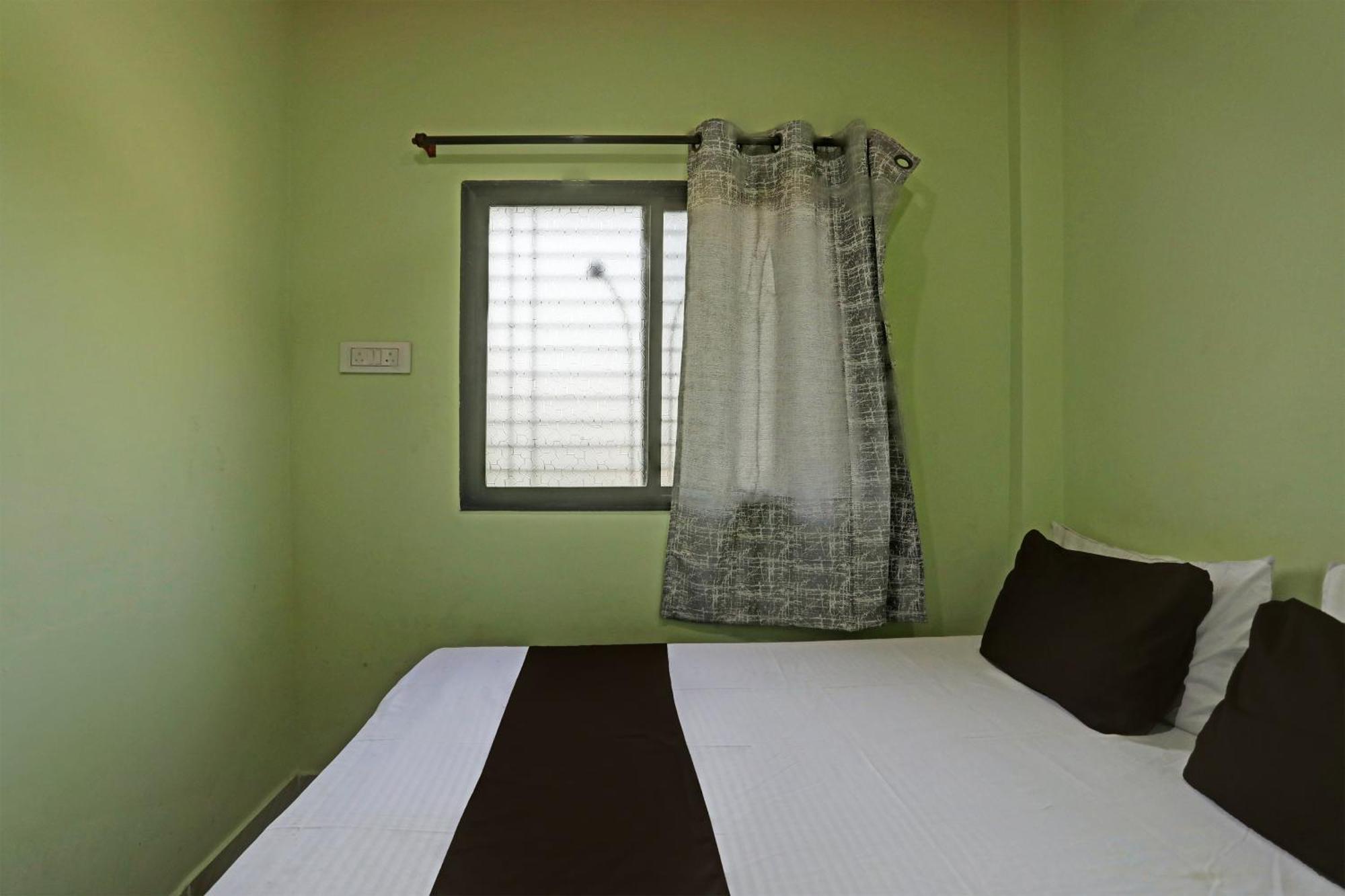 Spot On Hotel Leo Star Chandrapur エクステリア 写真