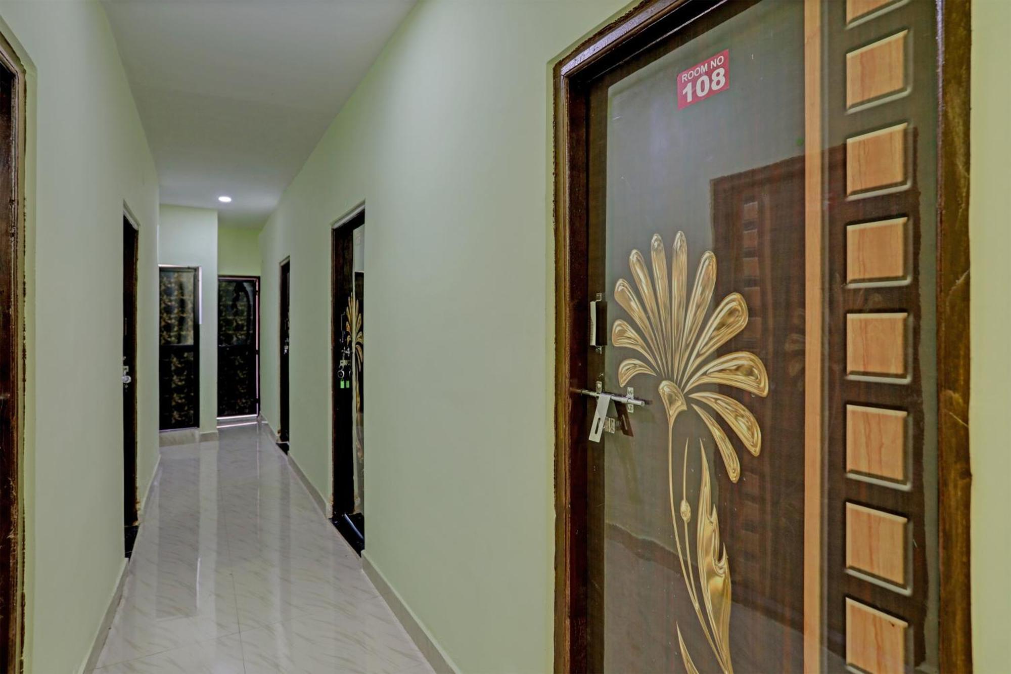 Spot On Hotel Leo Star Chandrapur エクステリア 写真